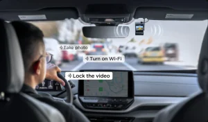 VIFO Dashcam A329T 3CH.Control de voz intelegente y notificación